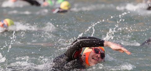 Dive in Without Drowning: 5 must know tops for first time triathlon swimmers.